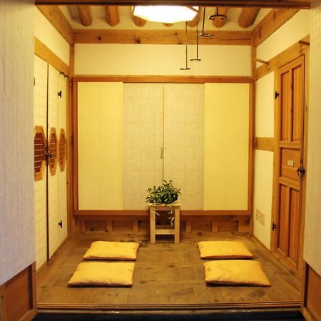 Doo Hanok Guesthouse Seoul Bagian luar foto