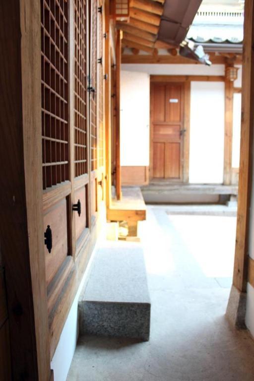 Doo Hanok Guesthouse Seoul Bagian luar foto