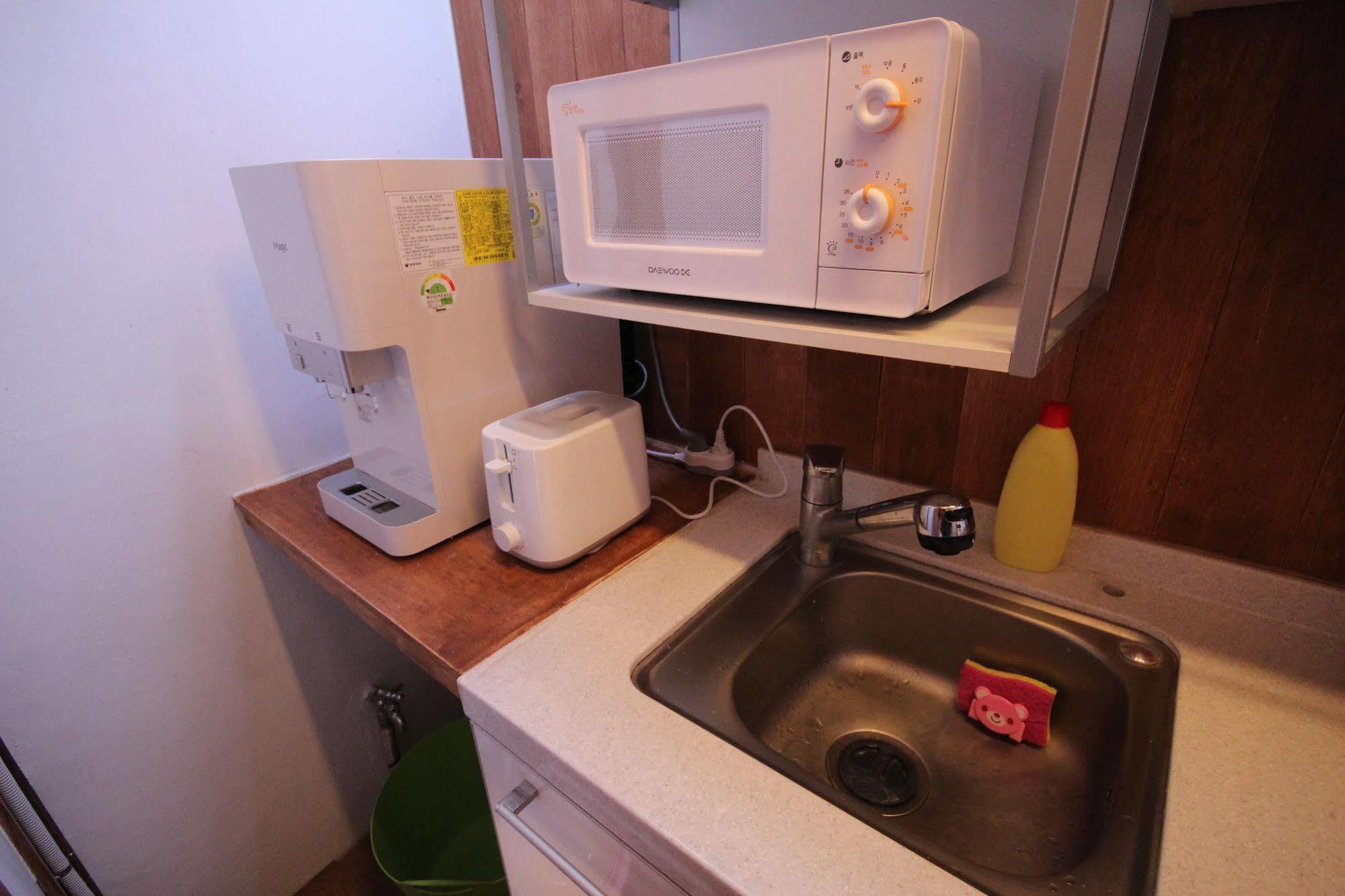 Doo Hanok Guesthouse Seoul Bagian luar foto