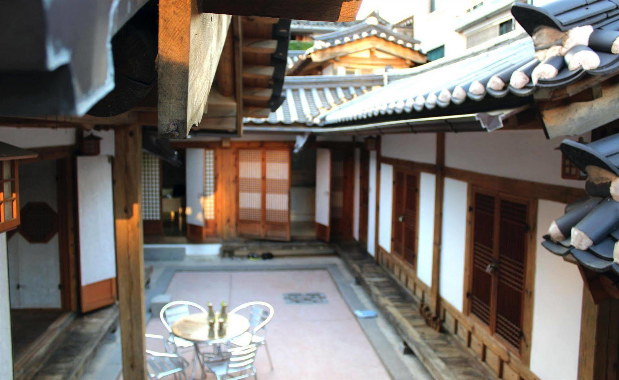 Doo Hanok Guesthouse Seoul Bagian luar foto