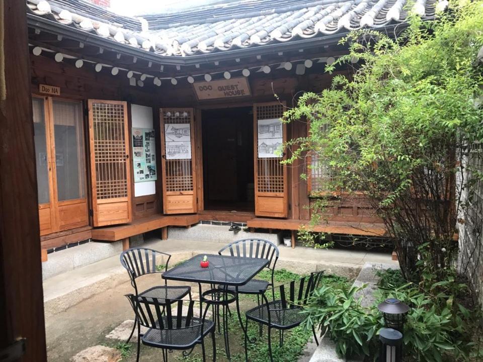 Doo Hanok Guesthouse Seoul Bagian luar foto